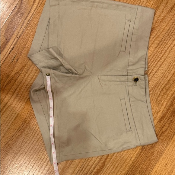 Banana Republic Light Tan Women's Shorts - Picture 6 of 6